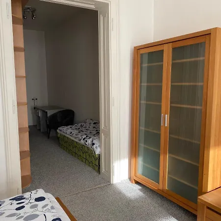Apartman Puskinova Appartamento *